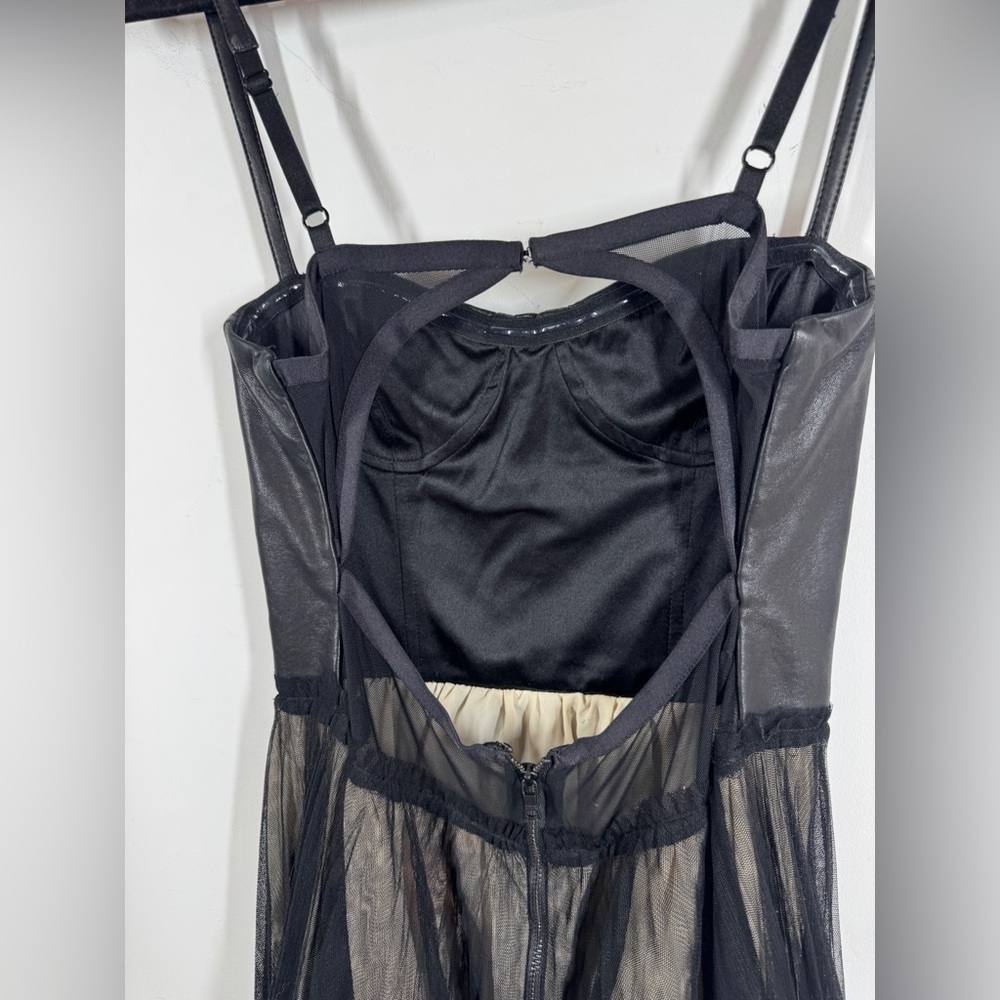 Alice + Olivia Leather Tulle Dress Black Fit Flare Party Mini Size 6 Dark Goth - Picture 11 of 15
